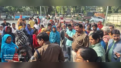 बिहार में स्मैक तस्कर को पकड़ने गयी पुलिस पर पथराव, घर की कुर्की करने पर किया जानलेवा हमला