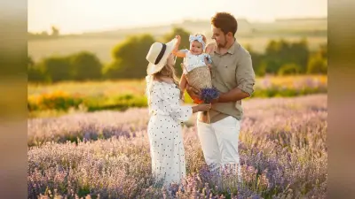 Baby Names: खुशबूदार फूलों से प्रेरित ये हैं आपकी राजकुमारी के लिए कुछ खूबसूरत नाम, यहां जानें अर्थ