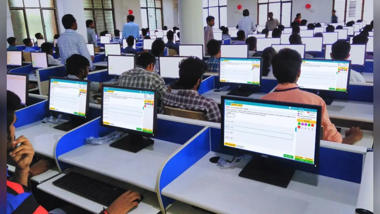 Bihar CHO Exam: माफियाओं ने जारी की थी गाइडलाइन, पुणे की ‘वी-शाइन’ कंपनी से इतने रुपए में हुई थी डील