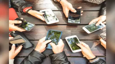 Data Consumption in Bihar: बिहार में बहार है, 15 गुना अधिक डेटा खर्च के साथ घर-घर गुलजार है