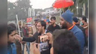 पटना में बीपीएससी अभ्यर्थियों पर लाठीचार्ज, कई जख्मी, देखिए वीडियो