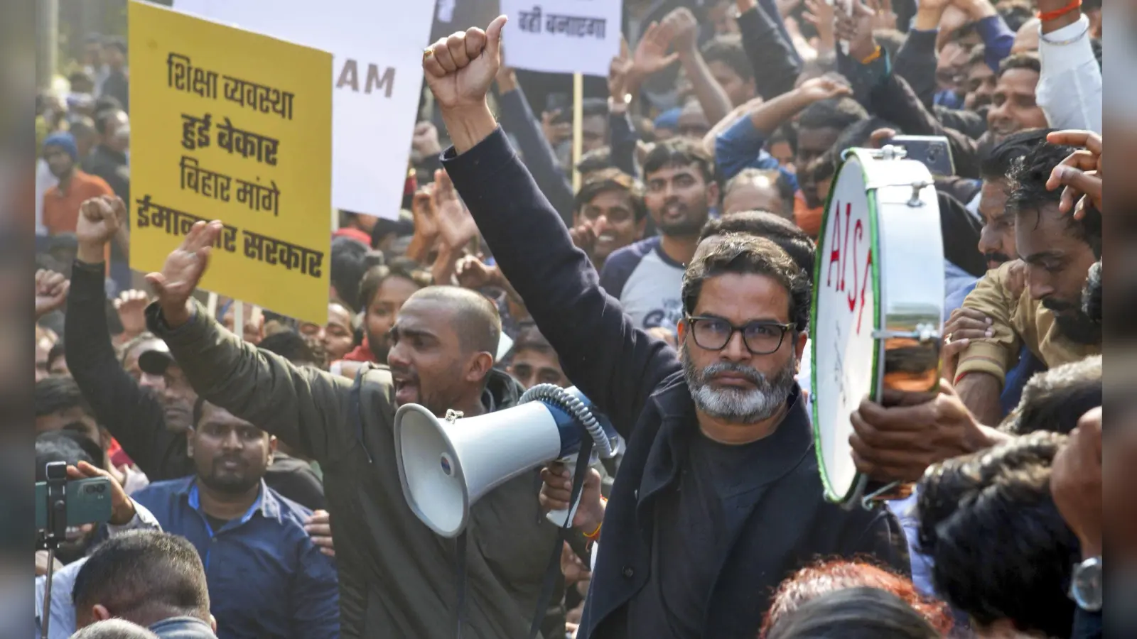 ‘कंबल हमसे मांगे हो…’ BPSC अभ्यर्थियों से उलझे प्रशांत किशोर, पप्पू यादव ने Video पोस्ट करके साधा निशाना