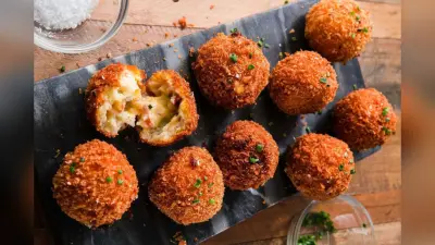 Christmas Appetizers Cheese Puffs Recipe: चीज पफ्स से जीते मेहमानों का दिल सब करेंगे वाह-वाह!!