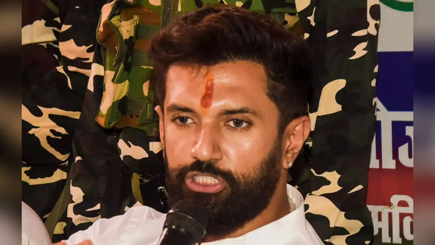 Chirag Paswan की पार्टी के 100 नेताओं ने एक साथ दिया इस्तीफा, जानें क्या आरोप लगाया