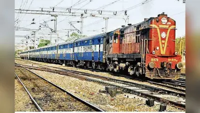 Darbhanga News: रेल गुमटी के बीच खड़ी हो जाती ट्रेन, जाम की समस्या को बना देती विकराल