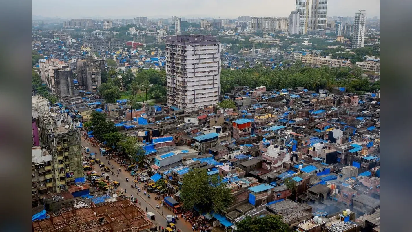 Dharavi Redevelopment Project: गौतम अदाणी को बड़ी राहत, बंबई हाईकोर्ट ने निविदा के खिलाफ याचिका खारिज की