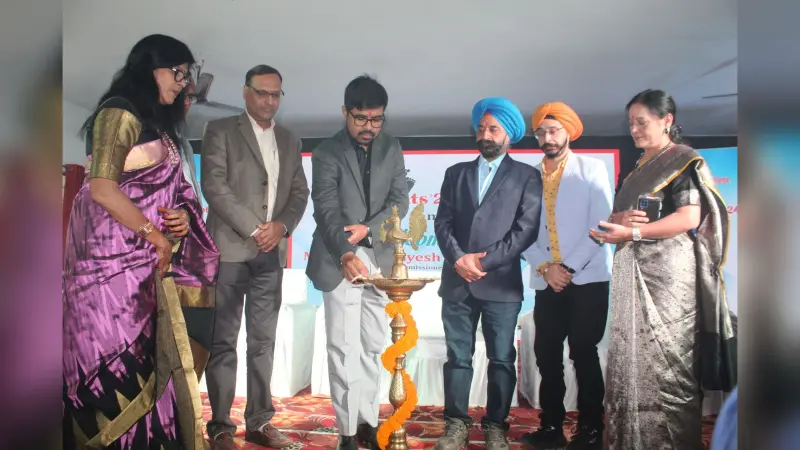 Giridih News:सेल्फ मोटिवेशन इज द बेस्ट फार्म ऑफ मोटिवेशन : डीसी