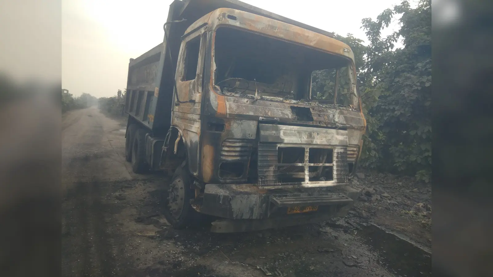 BOKARO NEWS : हाइवा में लगी आग, बचा चालक