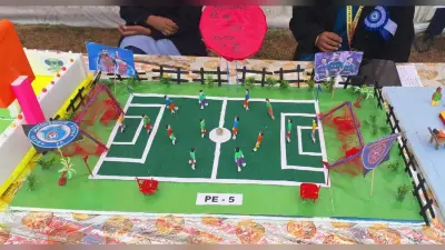 हस्तशिल्प प्रदर्शनी में छात्रों ने दर्शाया खेल का मैदान
