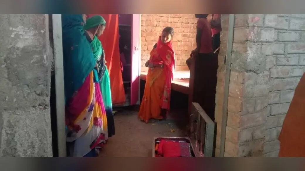 नकदी व जेवरात लेकर चोर फरार