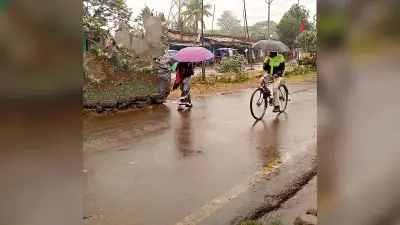 Rourkela News: 24 घंटे में आठ डिग्री लुढ़का राउरकेला का पारा, बारिश व ठंड ने बढ़ायीं मुश्किलें