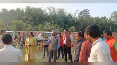 कमरगामा में मुख्यमंत्री के संभावित आगमन को लेकर डीएम ने किया निरीक्षण