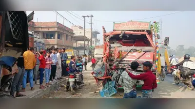 परसौनी में घना कोहरा के बीच दो ट्रक की भिडंत, चालक की मौत