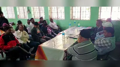 ग्रामीणों की समस्या का निराकरण करे प्रबंधन