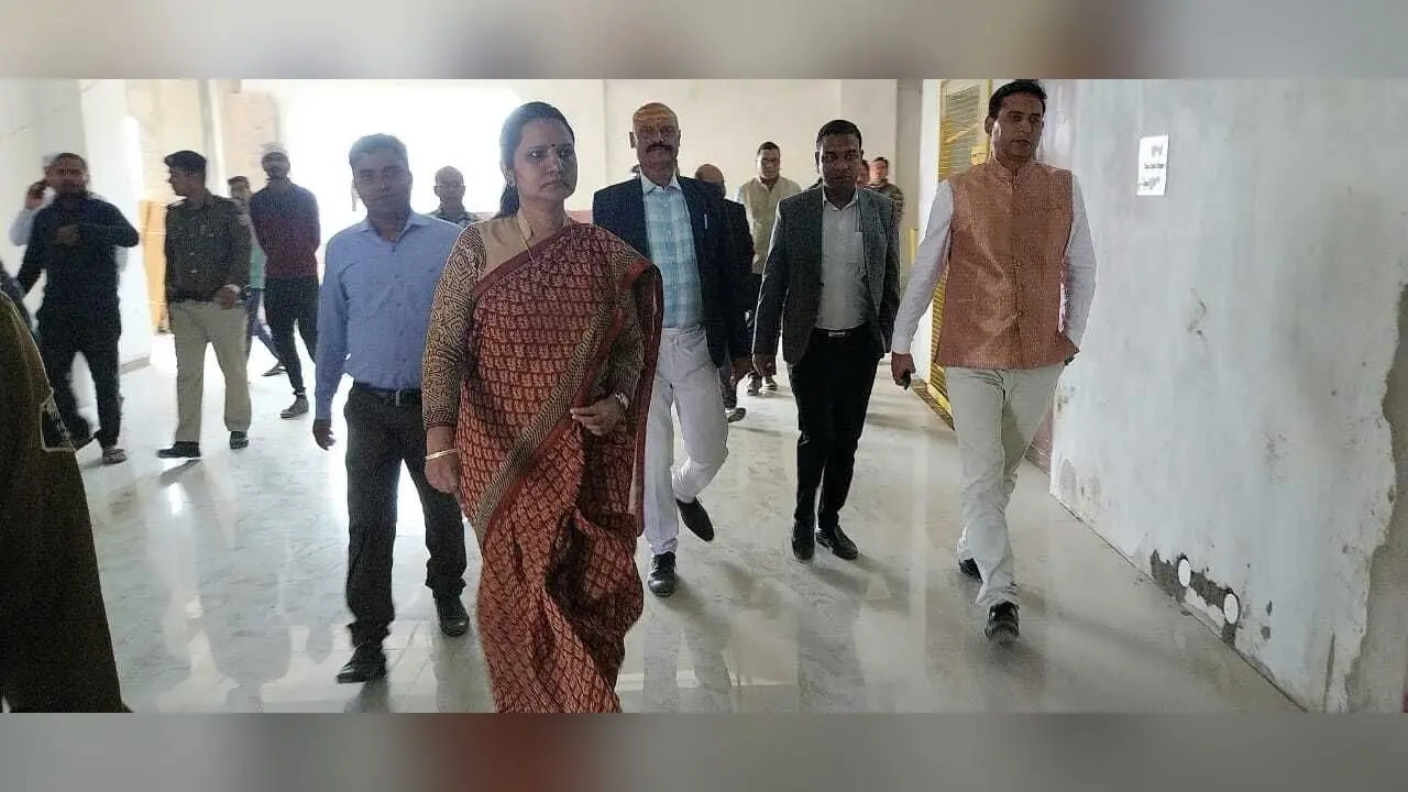 Madhubani News : जिला एवं सत्र न्यायाधीश ने बेनीपट्टी उपकारा का किया निरीक्षण