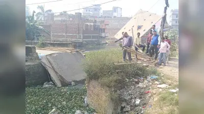 एक साल पहले ध्वस्त हुआ शेखपुरा पिपरा पुल, अब तक नहीं बना