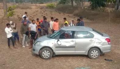 Giridih News: कार ने स्कूटी में मारा धक्का, बच्चे की मौत, तीन घायल