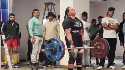 Deadlifting: डेडलिफ्टिंग चैंपियन में अनामिका, अकरम, आनंद व शम्स बने चैंपियन