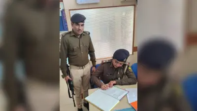 पुलिस ने बैंक शाखाओं में सुरक्षा व्यवस्था का लिया जायजा