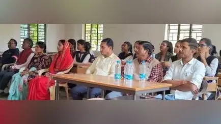 महिला कॉलेज में अभिभावक शिक्षक सम्मेलन : प्राचार्या