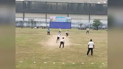 East Singhbhum : 30वीं बासुकी सिंह मेमोरियल क्रिकेट प्रतियोगिता, एग्रिको वारियर्स को चाकुलिया और आरआर स्पोर्टिंग को बहरागोड़ा किंग्स ने किया पराजित