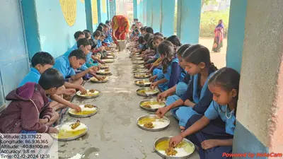 Bhagalpur news 10 स्कूलों में पायलट प्रोजेक्ट योजना के तहत मध्याह्न भोजन शुरू