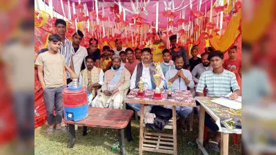 शार्ट बाउंड्री किक्रेट टूर्नामेंट में बनियाटोली बना विजेता