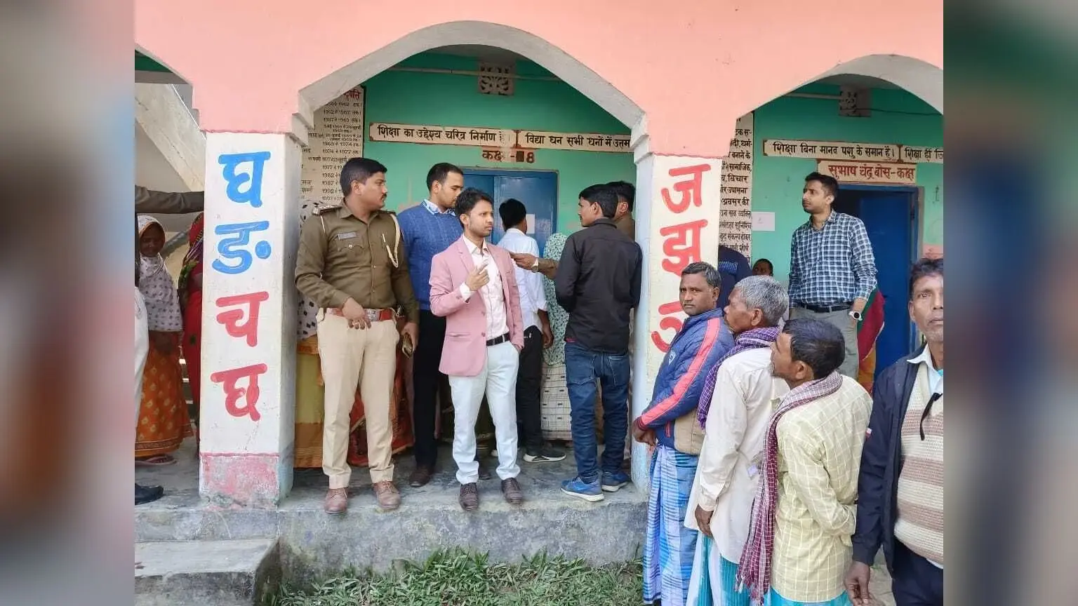 दिघलबैंक में 16 पैक्सों में मतदान संपन्न
