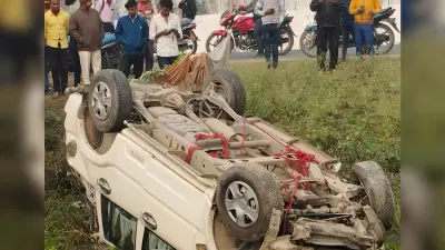 हादसे में स्कार्पियो क्षतिग्रस्त, बाल-बाल बचे चालक