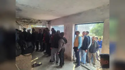 Gaya News : रेलवे यूनियन की मान्यता के लिए मतदान में वोटरों का उत्साह