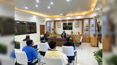 डीसी ने एम्स की सुविधा और सारी व्यवस्था को सुदृढ़ करने का अधिकारियों को दिया टास्क