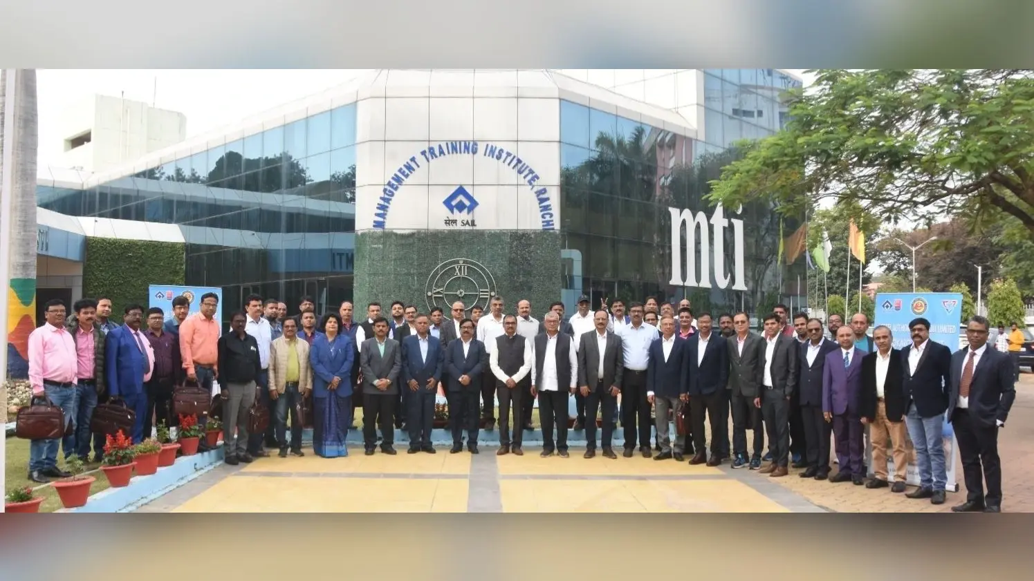 BOKARO STEEL NEWS: सुरक्षा मानकों को निरंतर ऊंचाई पर ले जाने के लिए सेल प्रबंधन प्रतिबद्ध : बीके तिवारी
