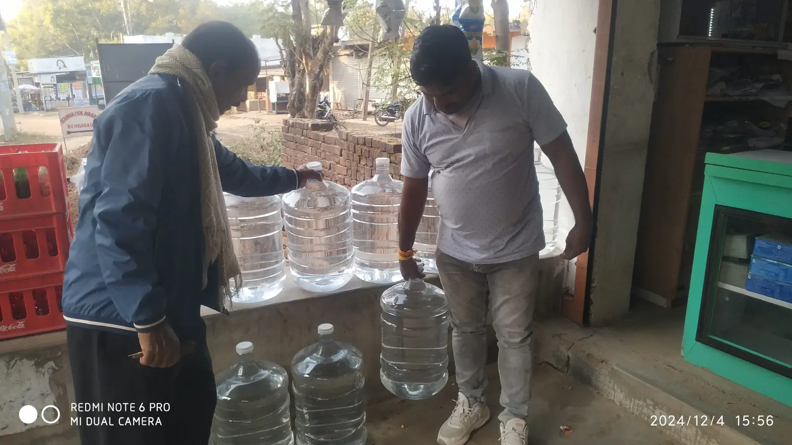Giridih News: बेंगाबाद में हैंडओवर के चक्कर में 15 दिनों से पानी आपूर्ति ठप