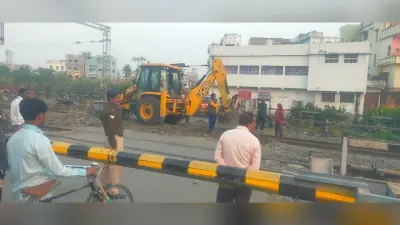 छह घंटे बंद रही बीबीगंज रेलवे गुमटी