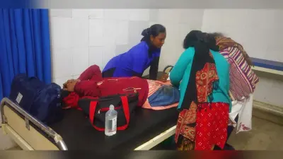 Accident : महेशबथान पुल के ऊपर से कार गिरी, बच्चा समेत दंपती जख्मी