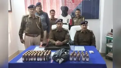 ढाई किलोग्राम गांजा व 492 पीस कोरेक्स बरामद