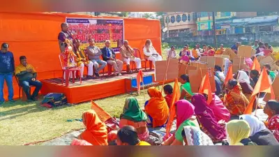 बांग्लादेश में अल्पसंख्यकों पर अत्याचार रोकने में पहल करे केंद्र