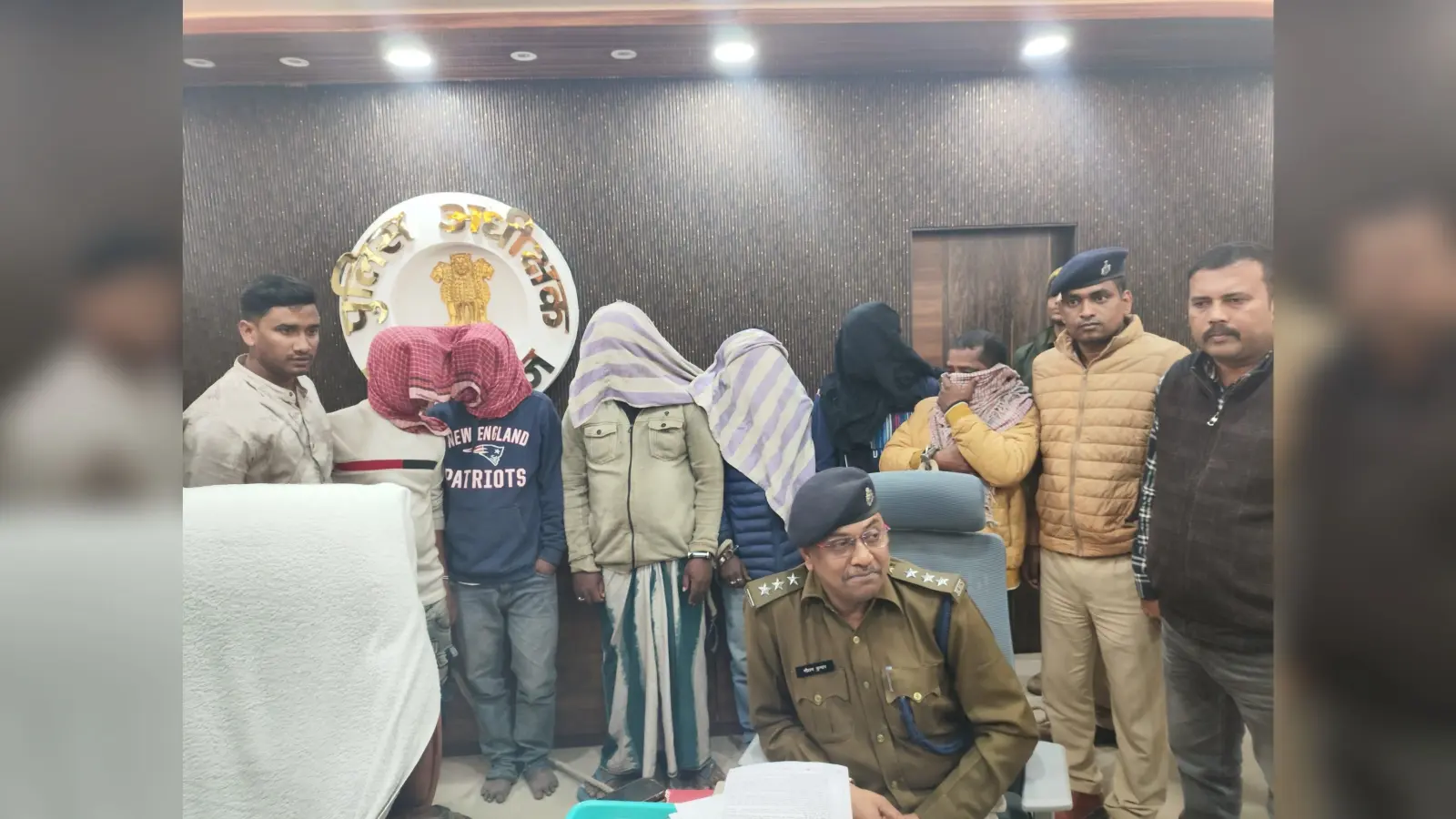 स्वर्ण व्यवसायी से लूट मामले का खुलासा, छह अपराधी गिरफ्तार