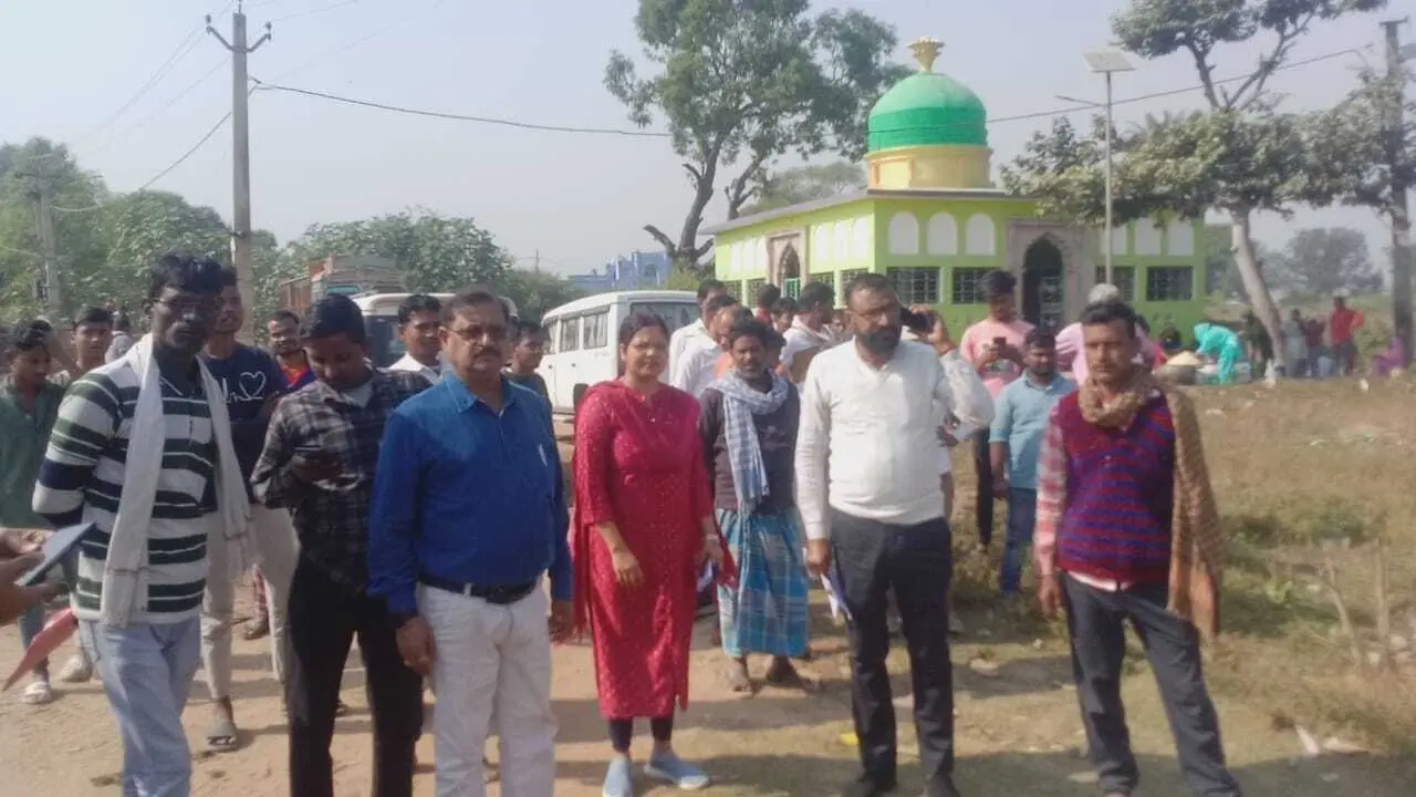 बाईपास निर्माण को लेकर अतिक्रमित स्थल को प्रशासन ने कराया मुक्त