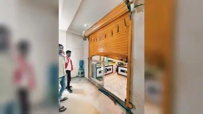 सकड्डी में शटर तोड़ आभूषण दुकान में चोरी सीसीटीवी का हार्ड डिस्क भी ले गये चोर