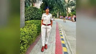 अनियंत्रित ट्रैक्टर की चपेट में आने से बुजुर्ग की गयी जान, हंगामा