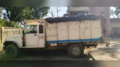 Giridih News: चार टन अवैध कोयला लदा पिकअप वाहन जब्त, दो गिरफ्तार