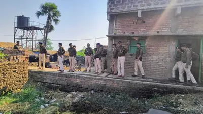 घोसवरी टाल में जमीन विवाद को लेकर 50 राउंड फायरिंग