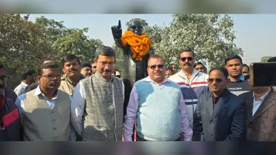 बाबा साहब के आदर्श पर चलने का लिया संकल्प