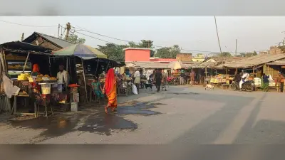 अतिक्रमण के कारण खाड़ा चौक के पास रोज लगता है जाम