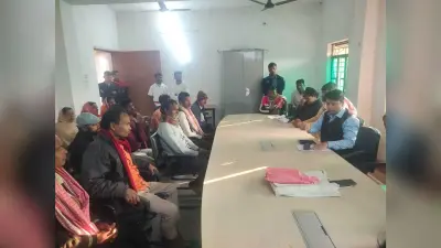 आवास योजना के लाभुकों को घर बनाने के लिए किया जागरूक