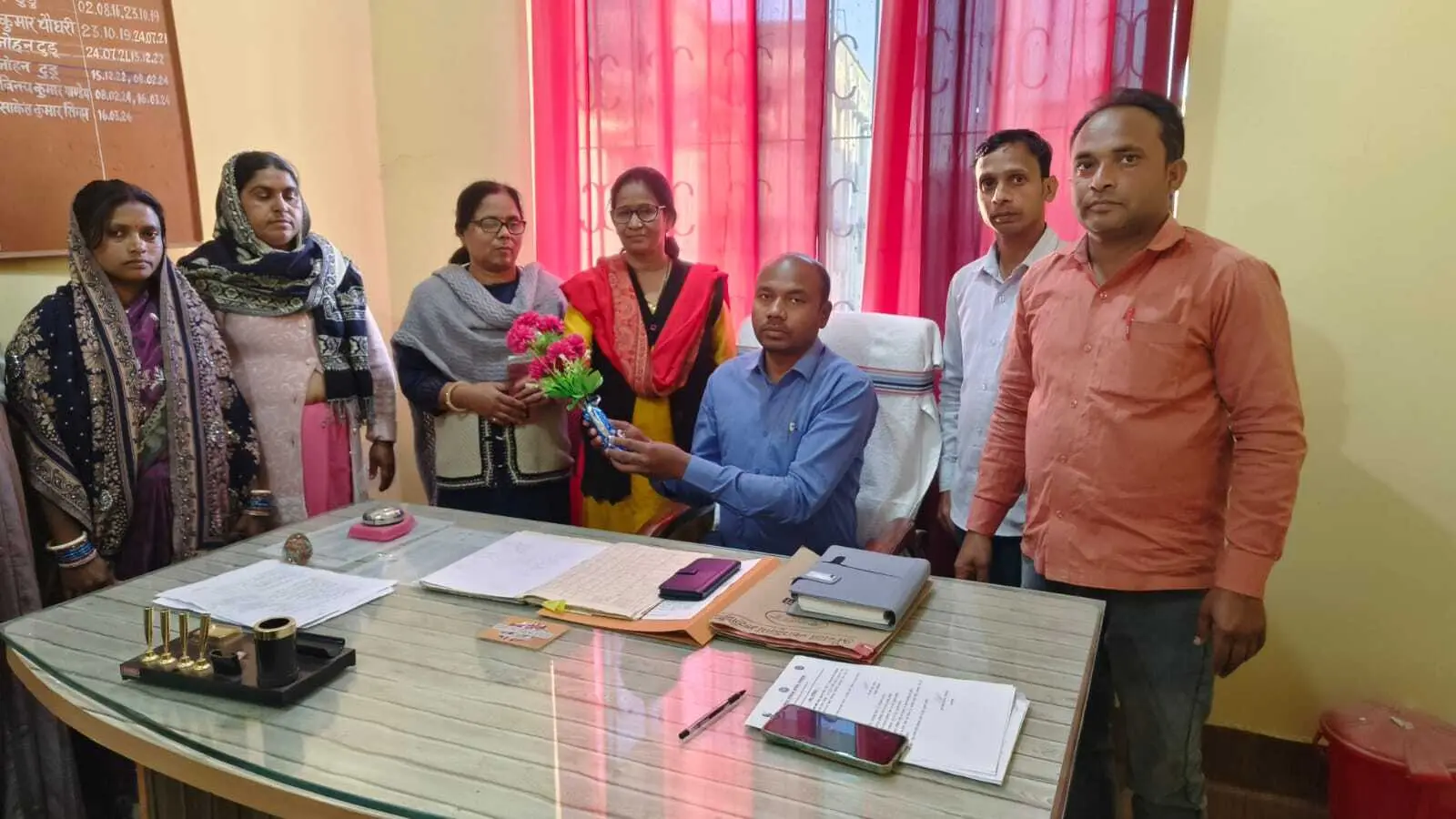बीडीओ को मिला सीडीपीओ का अतिरिक्त प्रभार