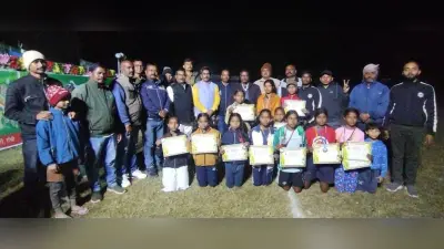 100 मी फर्राटा दौड़ में दीया, प्रियंका व वर्षा को स्वर्ण