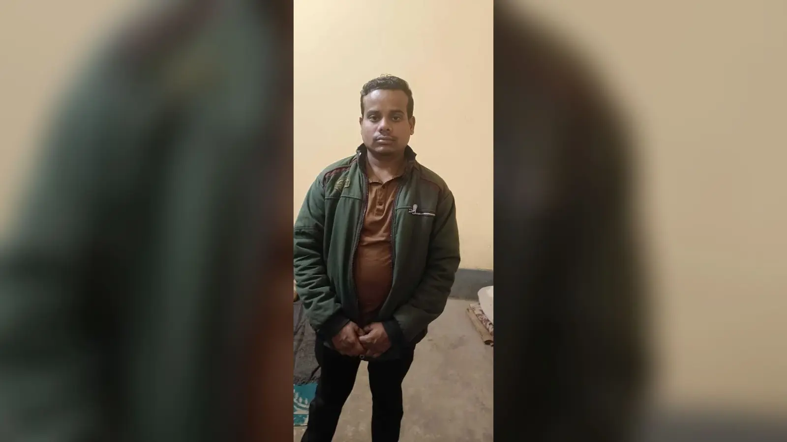 Deoghar News : मोबाइल के साथ पकड़े गये युवक को भेजा जेल