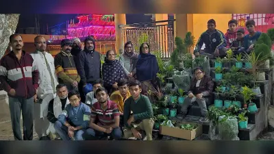 स्कूली बच्चों ने रामजानकी ठाकुरबाड़ी में किया पौधरोपण